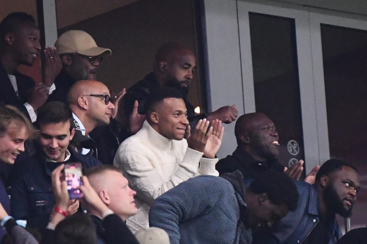 Kylian Mbappé parle du record de Giroud et raconte son expérience de fan lors de Lille-PSG - International - France