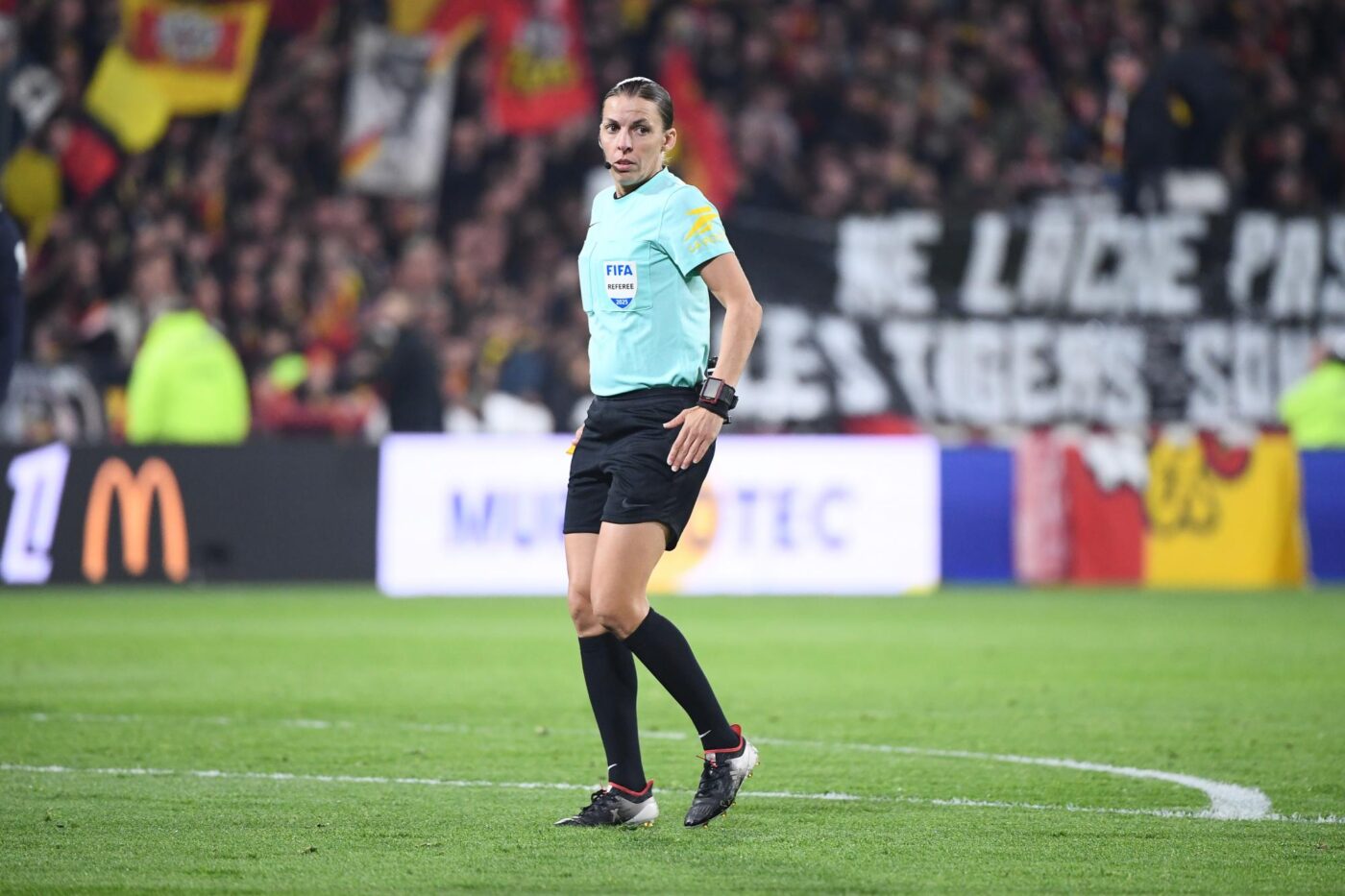 Roberto De Zerbi : « Mme Frappart est pour moi la meilleure arbitre de Ligue 1 » - Ligue 1 - J9 - Lens-Marseille (2-1)