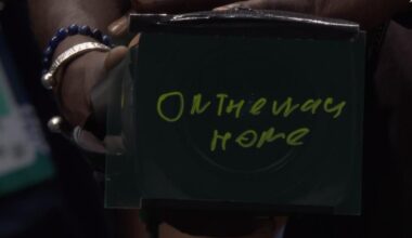 « En route pour la maison » : le clin d'oeil de Bublik à Moutet après sa victoire au Rolex Paris Masters - L'Équipe