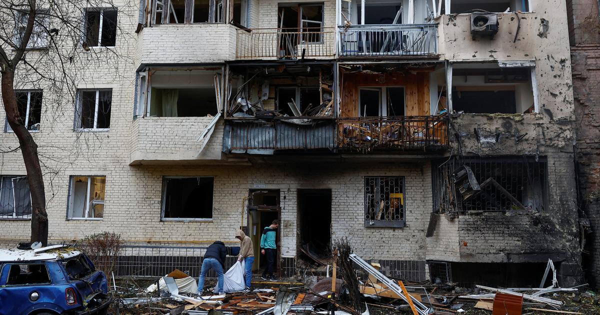 une attaque de drones russes fait trois morts à Kiev, annonce le maire