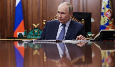 La Russie renoncera-t-elle à la guerre après de nouvelles sanctions de l'UE et des États-Unis ?