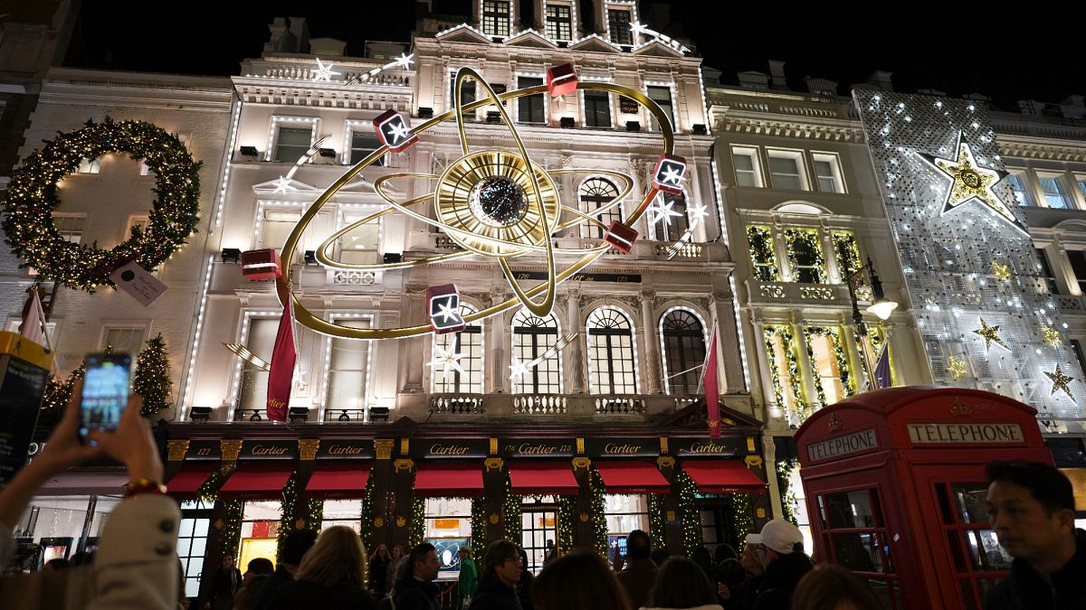 Royaume-Uni : la recherche d'emplois saisonniers atteint un pic, à deux mois de Noël