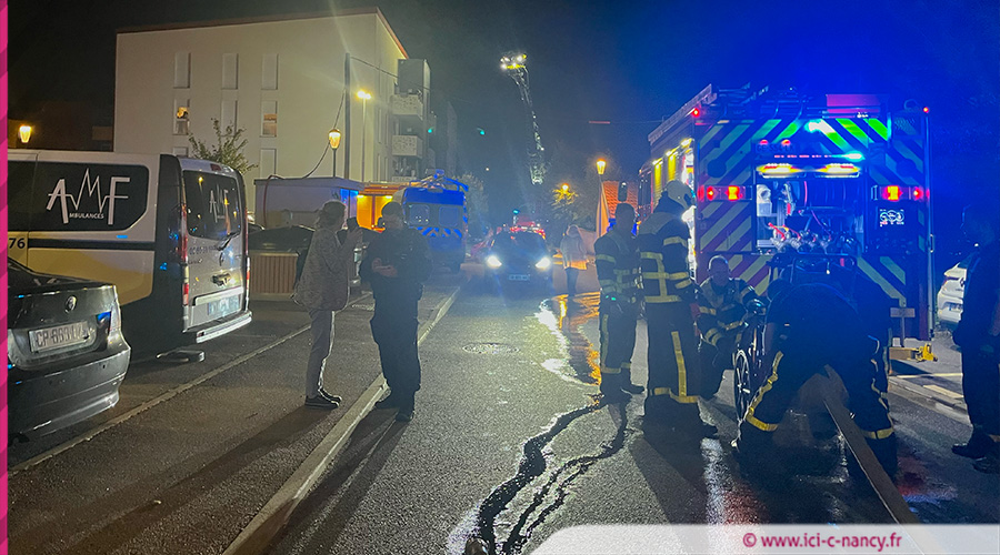 un incendie d’appartement rapidement maîtrisé, deux personnes légèrement incommodées