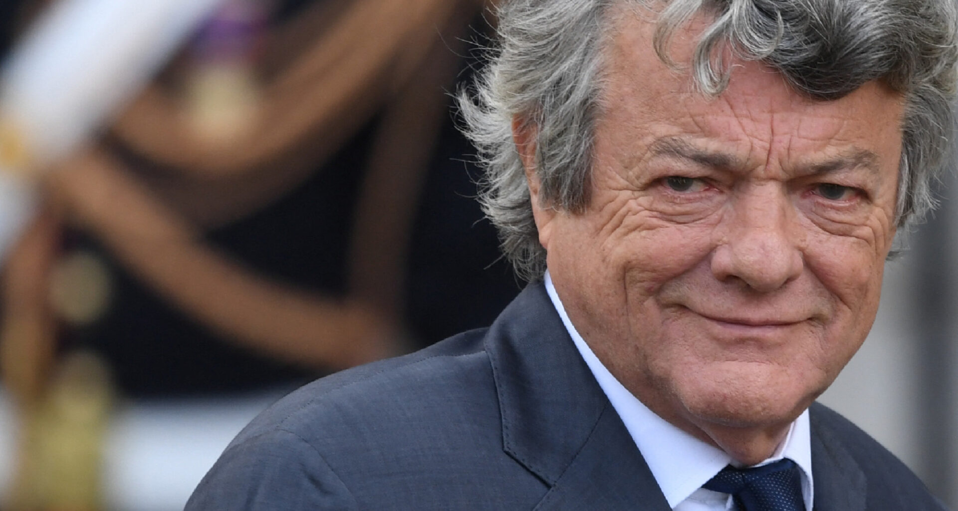 EN DIRECT - Borloo à Matignon ? Patrick Kanner assure que son avis était "une boutade". Suivez les dernières informations - RTL.fr