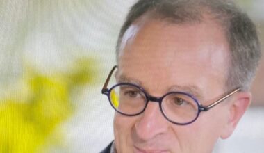 C'est "la douche froide" pour Samuel dans L'amour est dans le pré : son aventure prend un tournant inattendu (SPOILER)