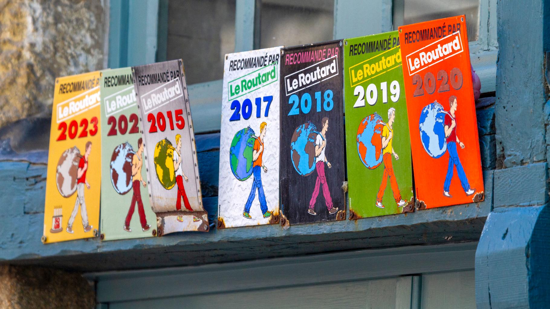 « Le Routard » tombe à son tour totalement dans l’escarcelle de Bolloré