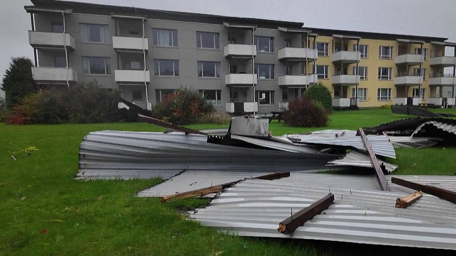 le lourd bilan après le passage de la tempête Amy en Écosse et Norvège