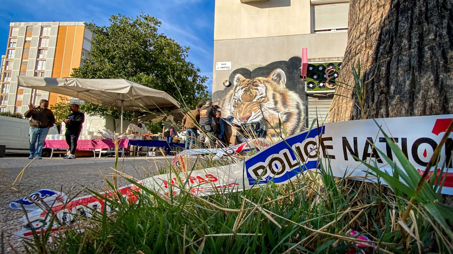 "L'émotion est grande, le ras-le-bol également", témoigne un président d'association de parents d'élèves du quartier des Moulins