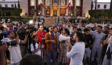 Au Maroc, des centaines de jeunes ont battu le pavé pour le neuvième jour consécutif