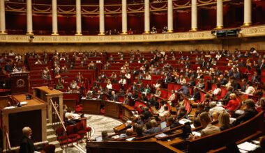 "Prévisible, "tragique", "mesure de sagesse"... Tour d'horizon des réactions politiques