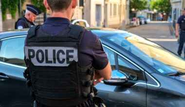 Treize personnes mises en examen dans un vaste trafic d'armes piloté depuis une prison de Picardie