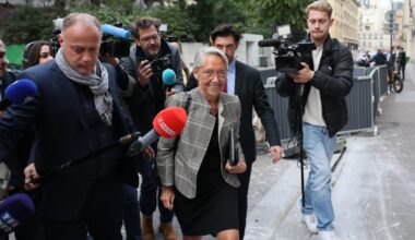La suspension de la réforme des retraites, une piste accueillie favorablement par la gauche et les syndicats