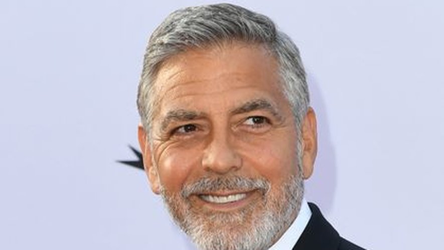 "Ils ont une vie bien meilleure" : George Clooney raconte sa "vie simple" dans une ferme en France et confie y avoir emménagé pour protéger ses enfants