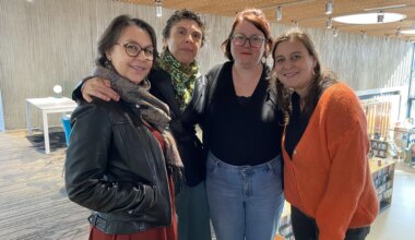 Rennes : des femmes atteintes d'un cancer dansent ensemble