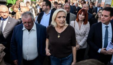 loin de Matignon, Marine Le Pen en campagne auprès des agriculteurs