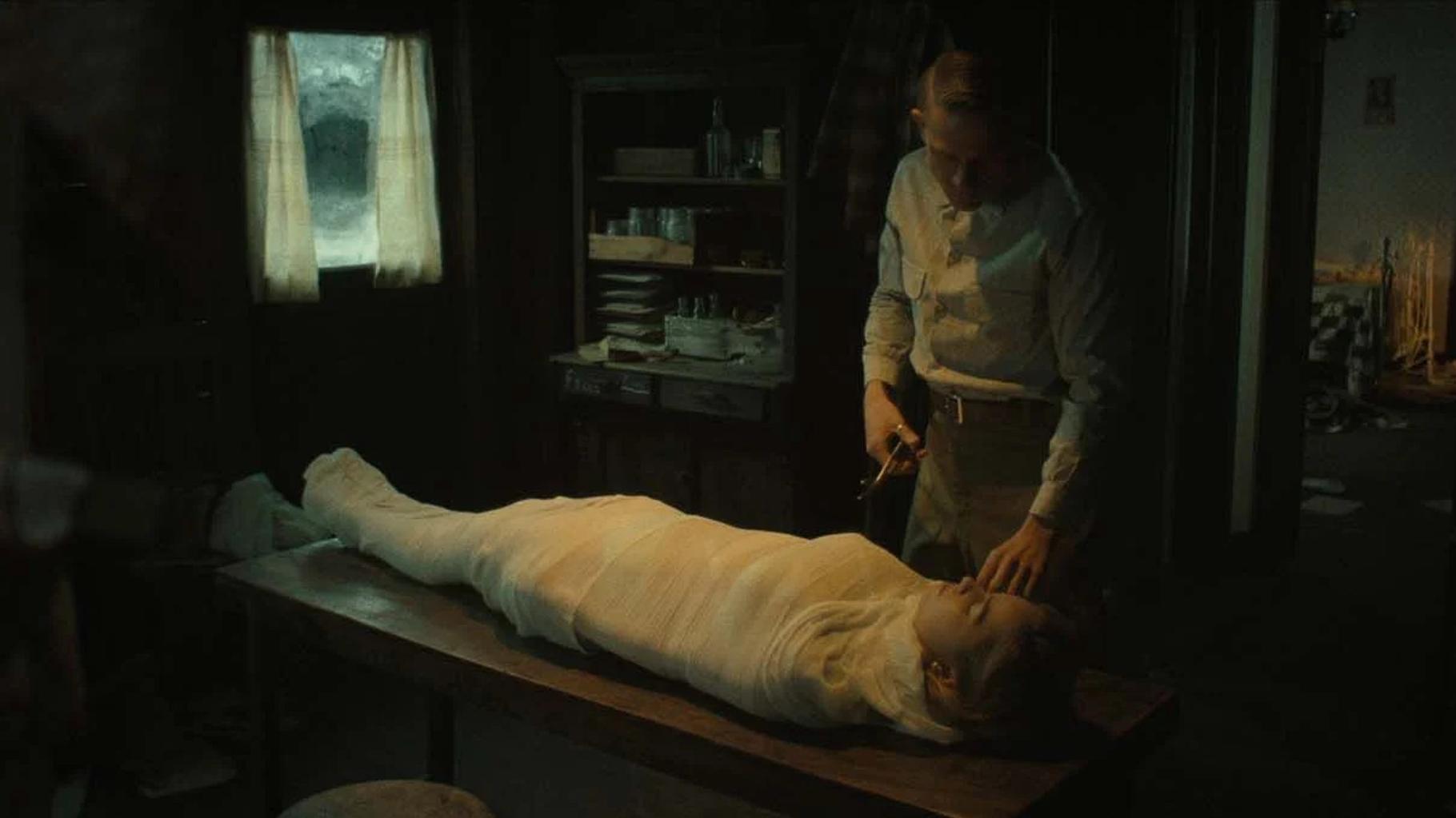 Après Ed Gein, Lizzie Borden est le prochain « Monstre » de Netflix et on sait qui l’inacrenra