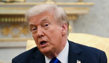 Trump a mis sa menace à exécution pour un nombre « important » de fonctionnaires