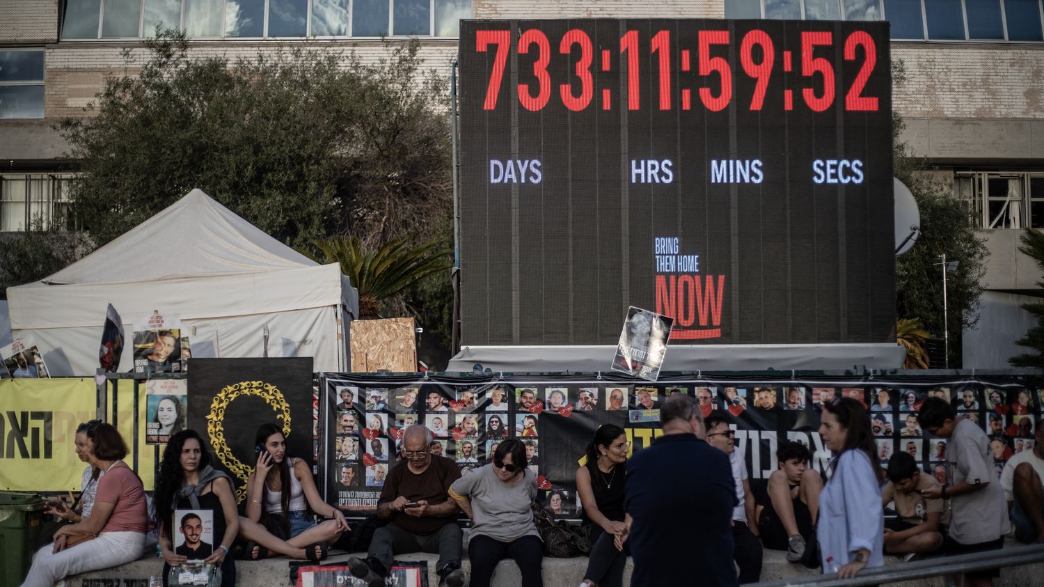 En Israël, le suicide d'un survivant de l'attaque du 7-Octobre provoque une vive émotion et des réactions politiques