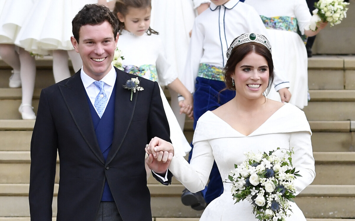 La princesse Eugenie et son époux, Jack Brooksbank, le jour de leur union, le 12 octobre 2018.