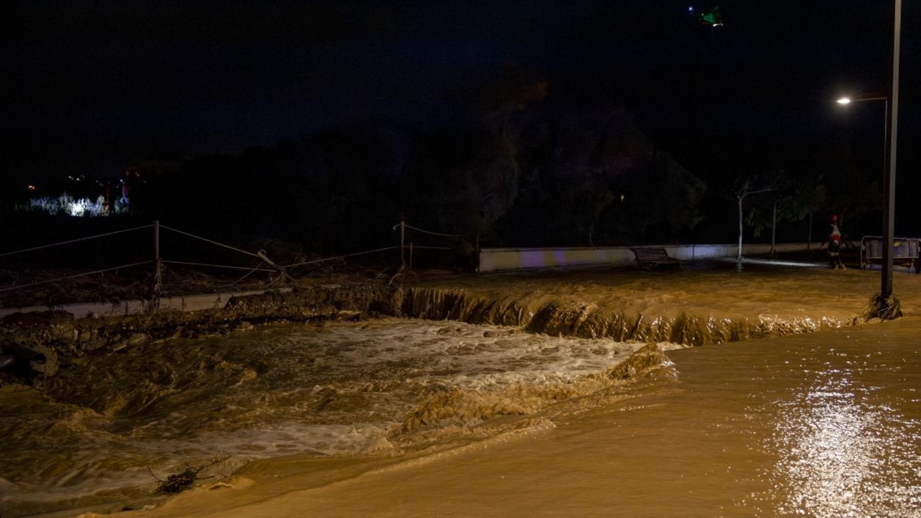 Alerte rouge en Catalogne, les images terribles des inondations à Tarragone