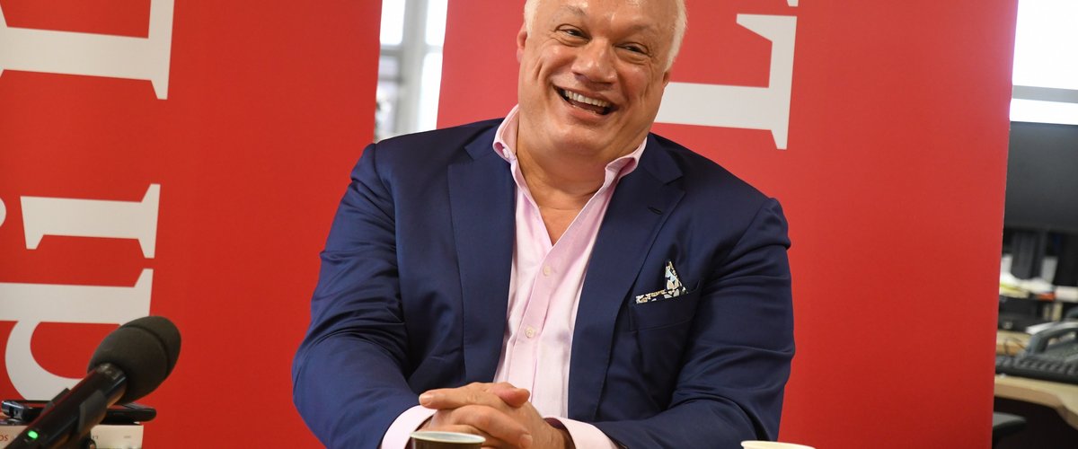 "Deux façons d’habiter le royaume de la terre" : Eric-Emmanuel Schmitt dévoile l’esprit de son dernier ouvrage