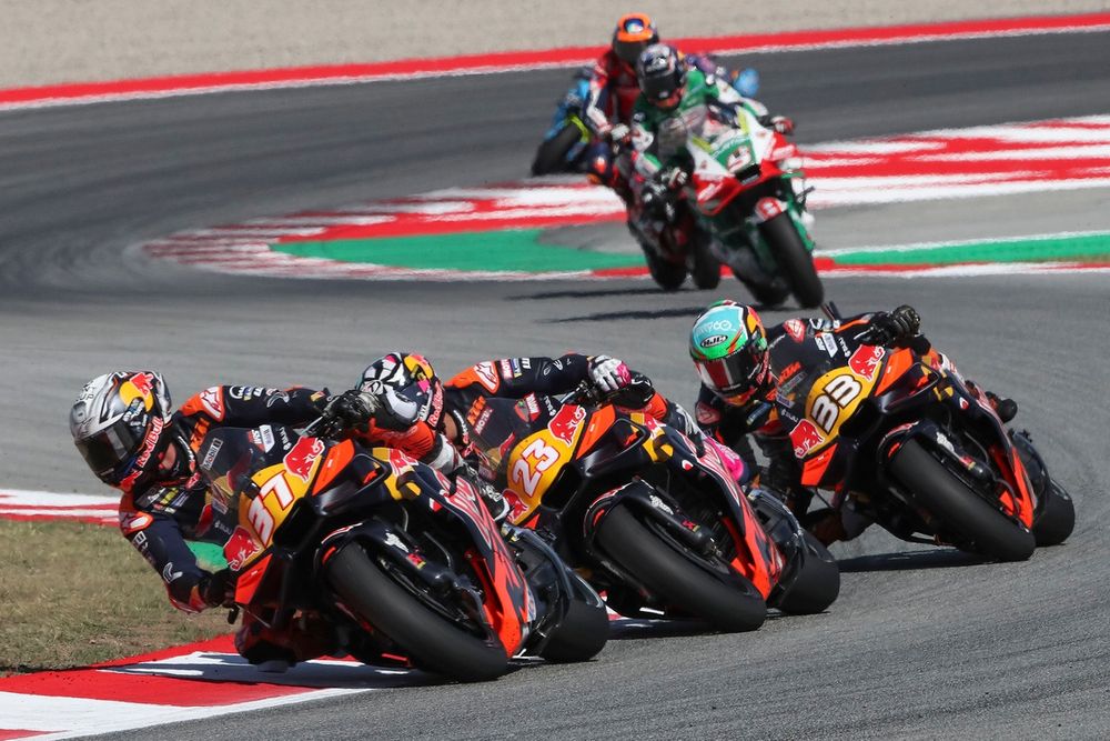 Pedro Acosta a pris le dessus sur les autres pilotes KTM cette saison.