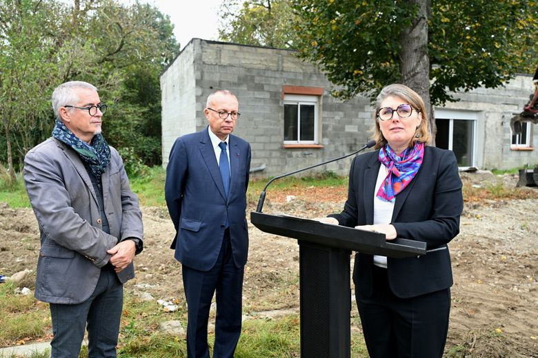 Le maire de Carbonne, le préfet de Haute-Garonne et la vice-procureure de la République étaient présents.