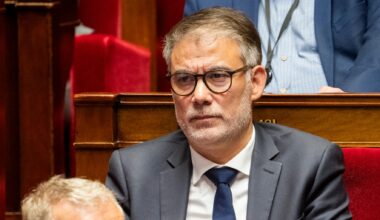 La suspension de la réforme des retraites ressemble à un cadeau empoisonné pour le Parti socialiste