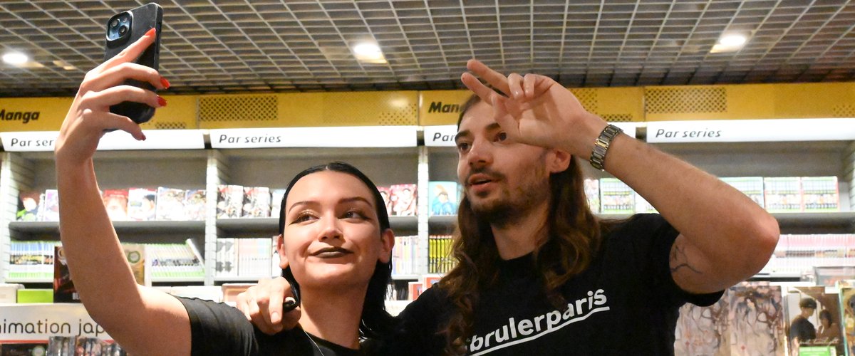 "On se voit en concert" : Le rappeur Lujipeka de passage à la Fnac de Montpellier pour dédicacer son dernier album