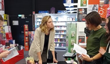 Onet-le-Château. Chloé Molinier dédicace un ouvrage "made in Covid"