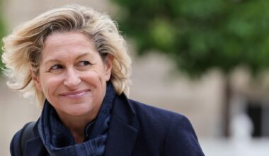 Nathalie Delattre élue première femme à la tête du plus ancien parti de France