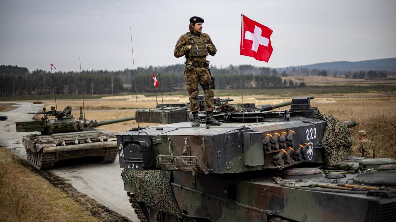 Comment la Suisse cherche à exister au cœur d’une Europe qui se réarme