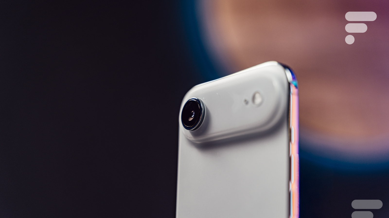 un mois à peine après sa sortie, l’iPhone Air est quasiment abandonné par Apple