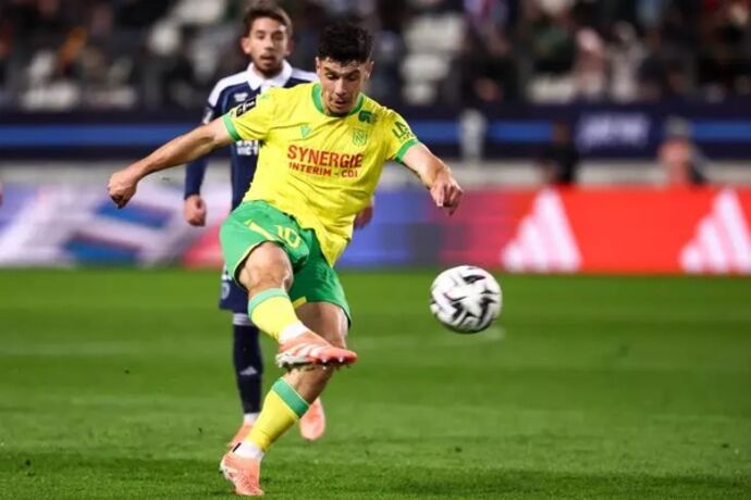 le FC Nantes l'emporte au Paris FC grâce à Abline en feu