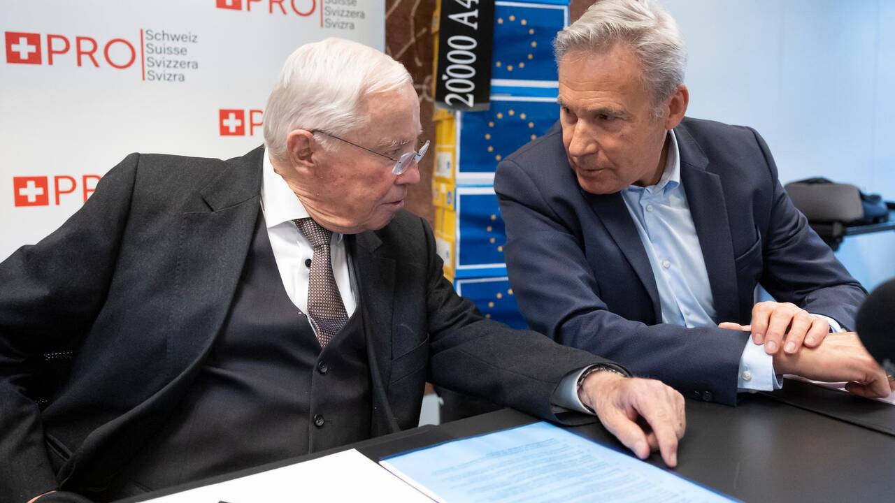 Christoph Blocher et Ueli Maurer en campagne «pour la démocratie» et contre l’Union européenne