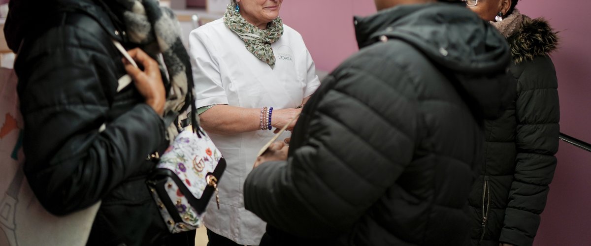 Le salon de soins et bien-être itinérant de la Fondation L’Oréal passe par Montpellier