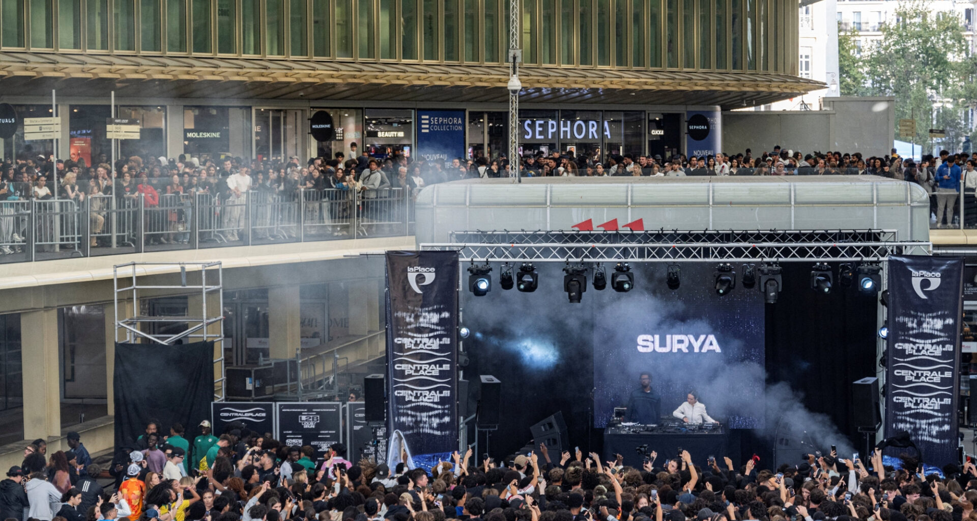 à Paris, des débordements à l'occasion d’un concert gratuit du groupe de rap L2B