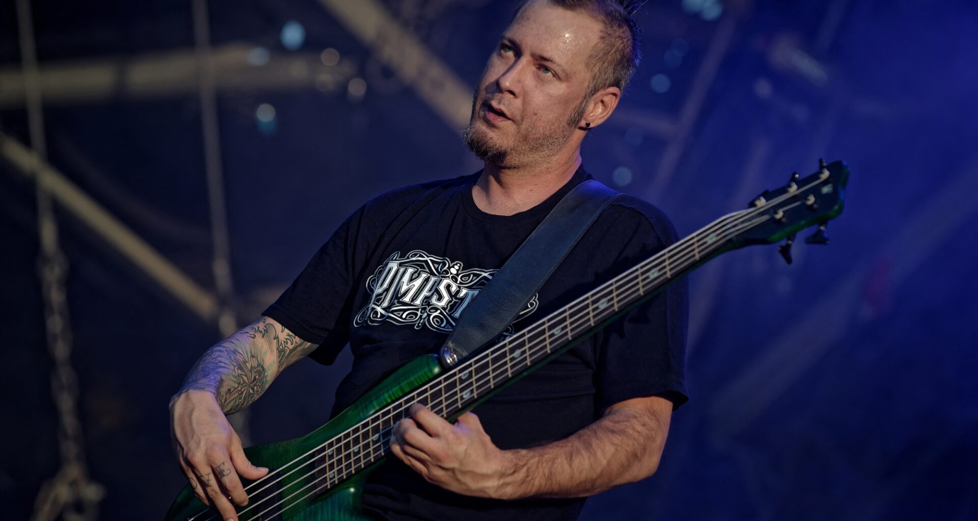 Sam Rivers, bassiste du groupe de métal Limp Bizkit, est mort à l'âge de 48 ans