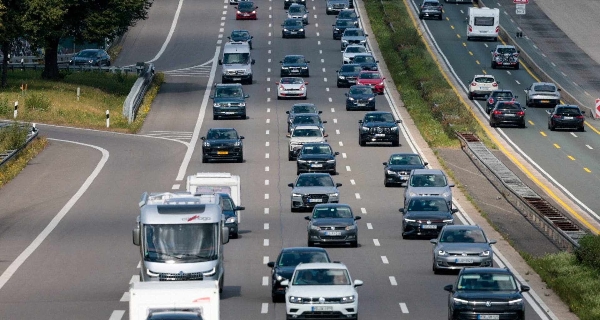 "On a fini dans le camion que je doublais" : les "freinages fantômes" sont-ils le nouveau "Takata" ? - RTL.fr