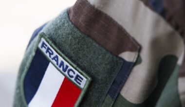 la Russie soupçonne la France de préparer l’envoi de troupes en Ukraine