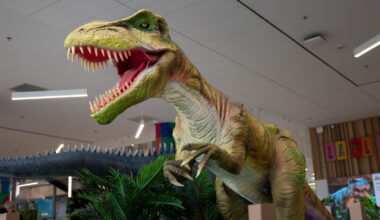 Près de Lille. Découvrez 6 dinosaures grandeur nature dans des décors immersifs