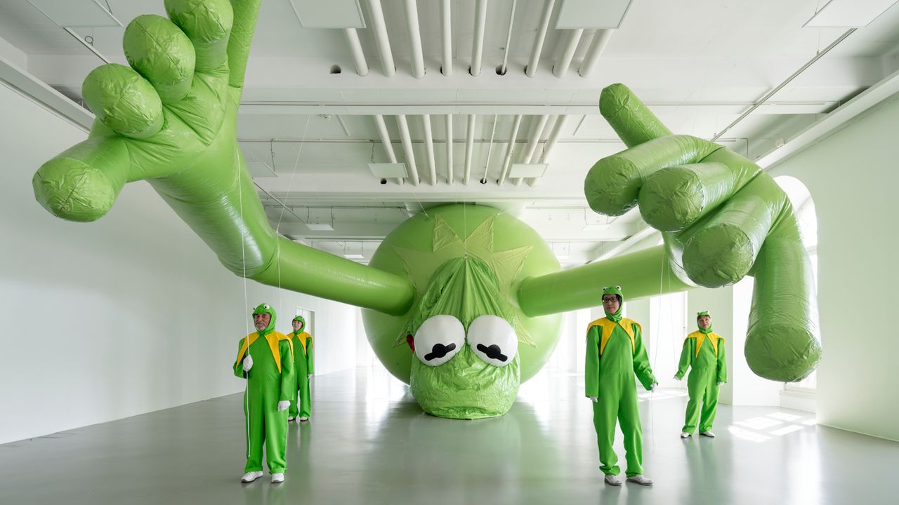 Art Basel Paris 2025 : 5 œuvres d'art spectaculaires à voir gratuitement pendant la foire d'art contemporain