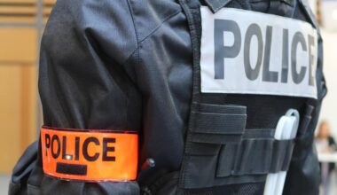 un adolescent poignardé pour avoir résisté au vol de son portable