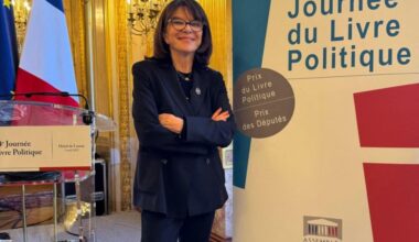 Nathalie Goulet en dédicace à Rémalard-en-Perche pour son livre « L’argent du terrorisme »