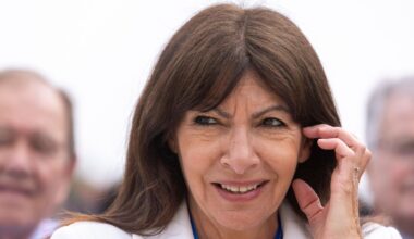 après son règlement de compte avec Rachida Dati, son salaire en tant que maire de Paris dévoilé