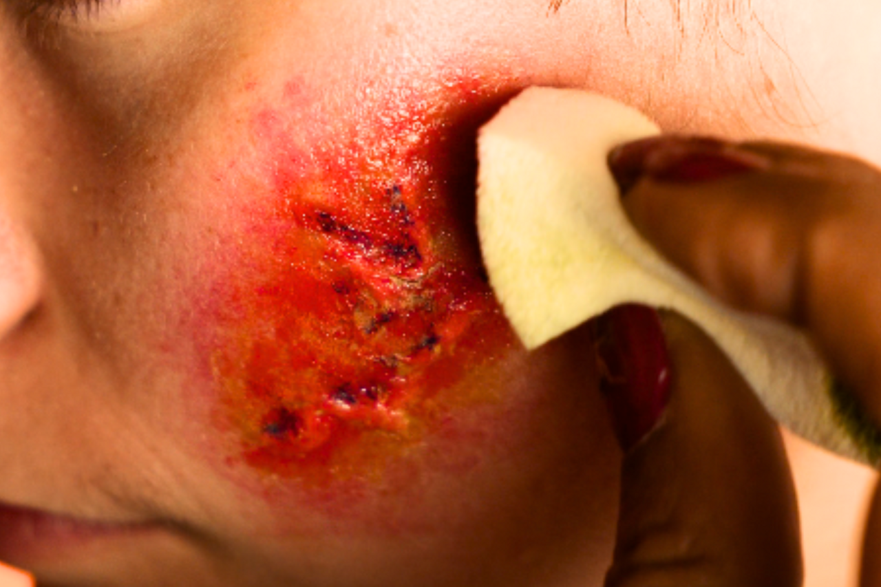 ces maquillages d'Halloween terriblement réalistes vont faire sensation en soirée