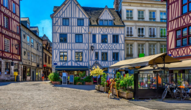 Marché immobilier à Rouen : légère hausse des prix d'achat et des loyers en octobre 2025 - MoneyVox