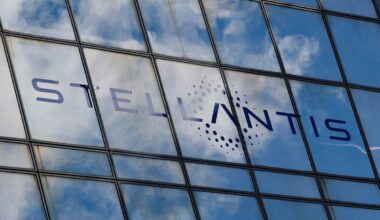 Stellantis prévoit $10 mds d'investissements aux USA-Bloomberg News