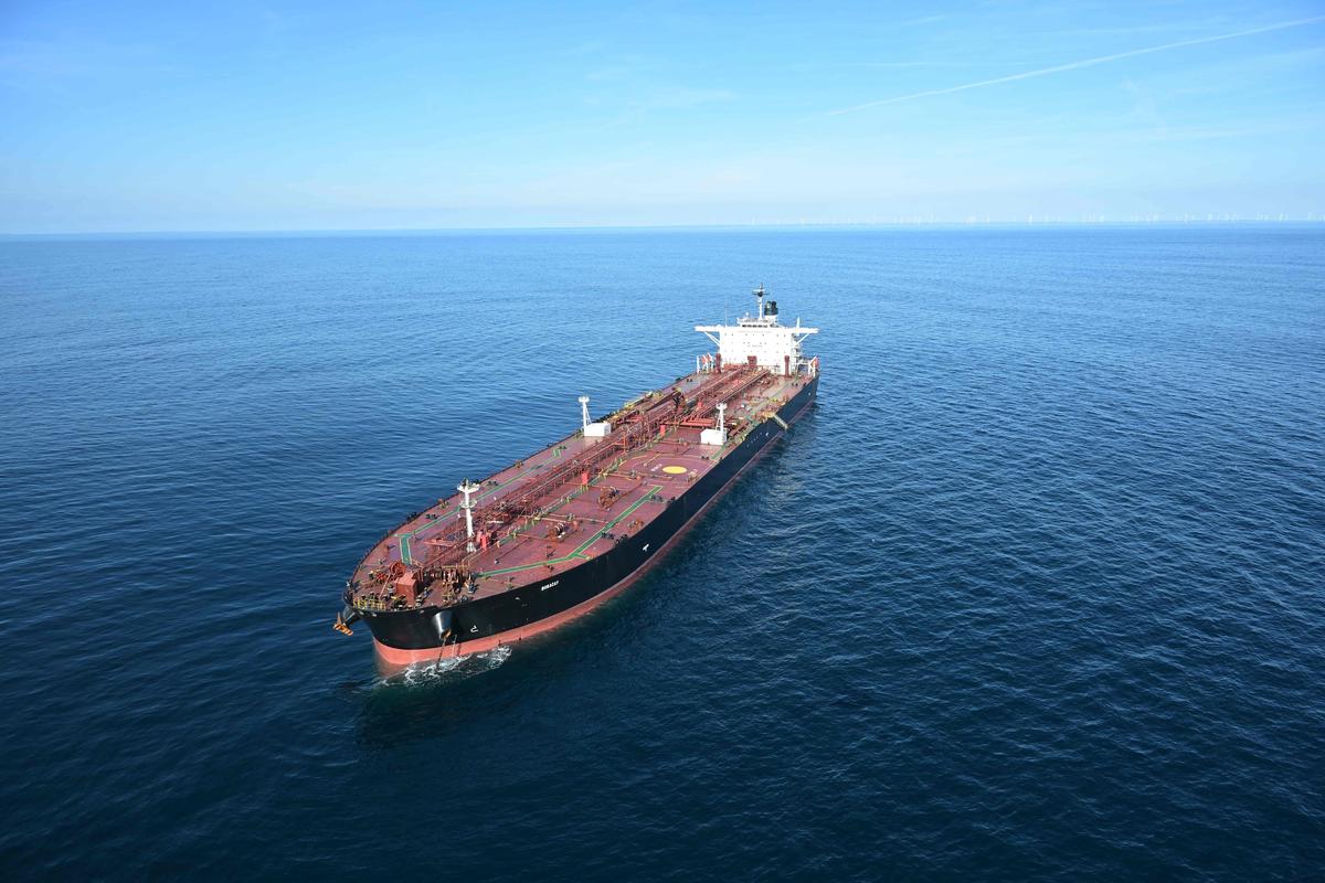 que sont les pétroliers « gris », ces navires qui opèrent sans se cacher au service de Moscou ?