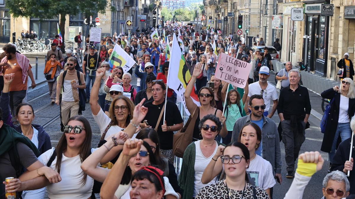 Mobilisation en baisse ce jeudi 2 octobre à Bordeaux mais colère toujours très présente dans les rangs.